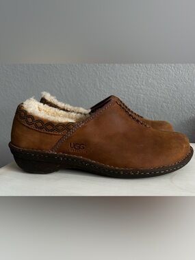 UGG Bettey slip on slipper clogs, dark brown, women’s size9.